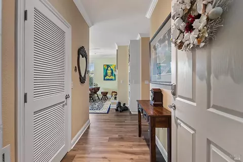 206 Johnson St, Windsor, CA 95492 photo 2