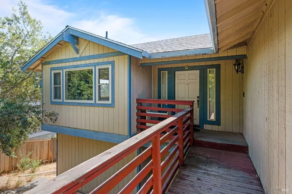 143 Creekview Dr, Vallejo, CA 94591 10 Photos Movoto