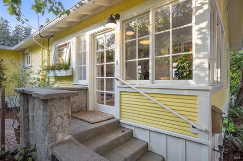 88 Dominga Ave, Fairfax, CA 94930