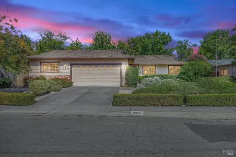434 Kelsey Ct, Sonoma, CA 95476