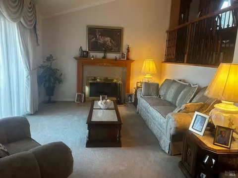 140 Hickory St, Vallejo, CA 94589