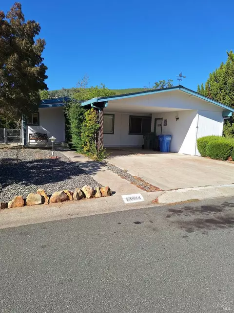 13944 Chestnut Ln, Clearlake Oaks, CA 95423