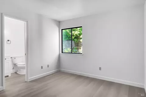 154 Courtyards E, Windsor, CA 95492 photo 11