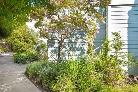 154 Courtyards E, Windsor, CA 95492 photo 2