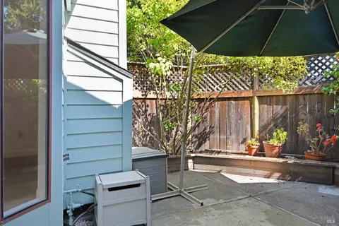 154 Courtyards E, Windsor, CA 95492 photo 19