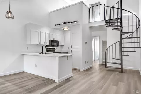 154 Courtyards E, Windsor, CA 95492 photo 8