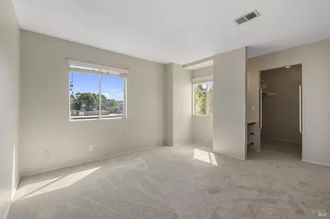 379 Eldridge Ave, Vacaville, CA 95688 photo 9