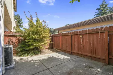 379 Eldridge Ave, Vacaville, CA 95688 photo 15