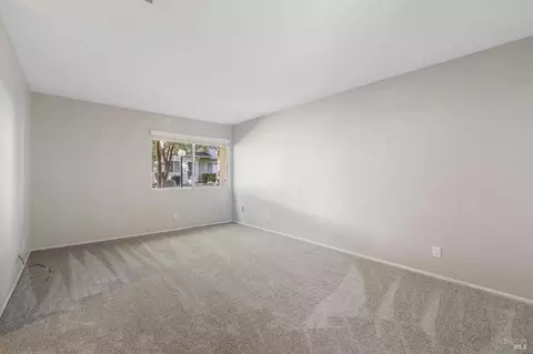 379 Eldridge Ave, Vacaville, CA 95688 photo 3