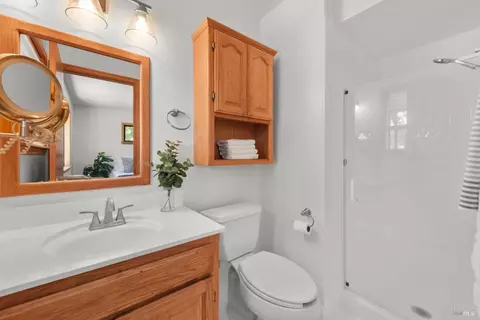 Bath - 7452 Clement Rd, Vacaville, CA 95688 photo 2 of 3