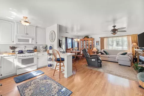 Kitchen - 7452 Clement Rd, Vacaville, CA 95688 photo 11 of 11
