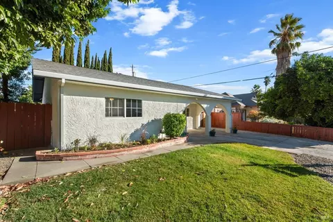 348 Elder St, Vacaville, CA 95688 photo 4