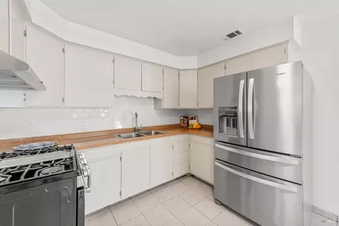 348 Elder St, Vacaville, CA 95688 photo 18