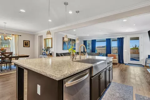 708 Elderberry Loop, Vacaville, CA 95688 photo 21