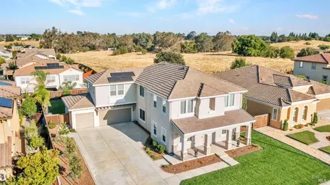 708 Elderberry Loop, Vacaville, CA 95688 photo 5