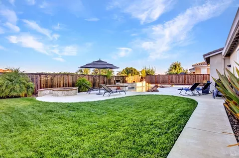 708 Elderberry Loop, Vacaville, CA 95688 photo 46