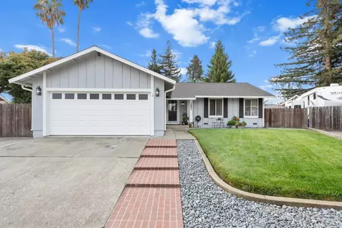 3883 Klamath Ct, Napa, CA 94558