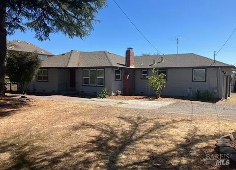 2080 Piner Rd, Santa Rosa, CA 95403
