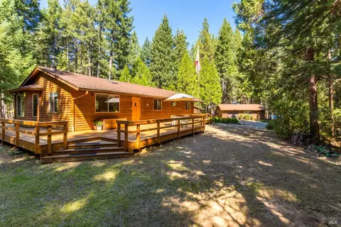 8200 Lake Mccumber Rd, Shingletown, CA 96088