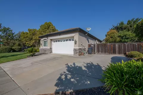 5211 Pavilion Ct, Fairfield, CA 94534 photo 3