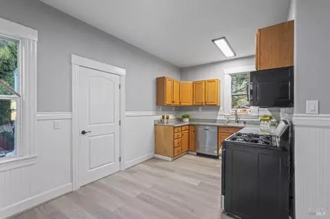 1324 Sutter St, Vallejo, CA 94590 photo 11
