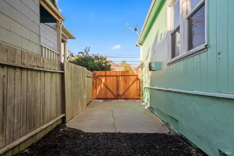1324 Sutter St, Vallejo, CA 94590 photo 25