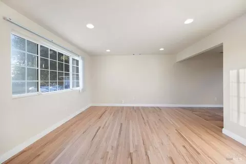 166 Janice St, Vallejo, CA 94589 photo 5