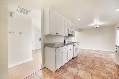 166 Janice St, Vallejo, CA 94589 photo 16