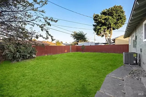 166 Janice St, Vallejo, CA 94589 photo 31