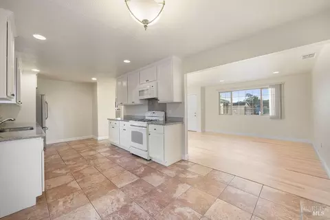 166 Janice St, Vallejo, CA 94589 photo 11