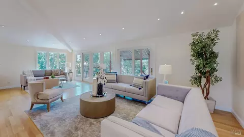 131 Kinross Dr, San Rafael, CA 94901