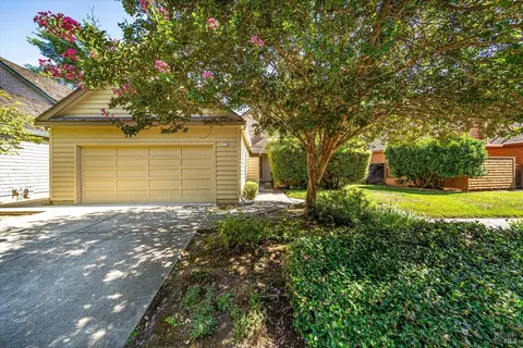 6474 Heather St, Yountville, CA 94599