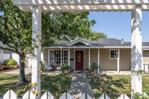 3535 Mayette Ave, Santa Rosa, CA 95405