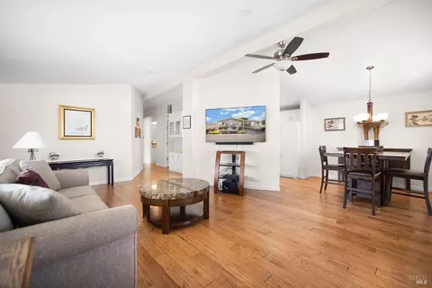 300 E H St #151, Benicia, CA 94510