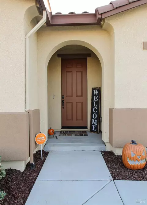 1525 Utah Ct, Dixon, CA 95620 photo 5