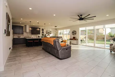 1525 Utah Ct, Dixon, CA 95620 photo 25