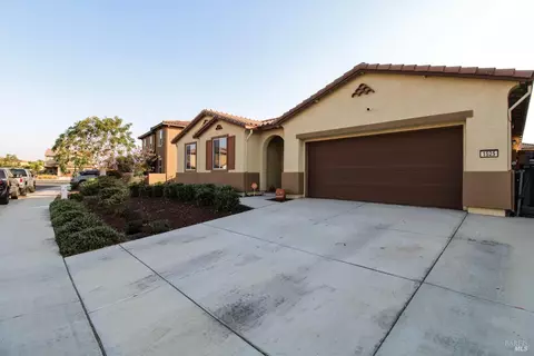 1525 Utah Ct, Dixon, CA 95620 photo 3