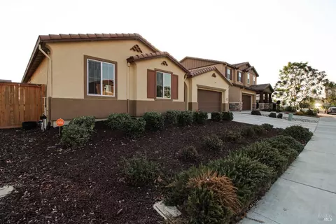 1525 Utah Ct, Dixon, CA 95620 photo 2
