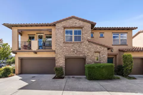 170 Healdsburg Ave #F, Cloverdale, CA 95425