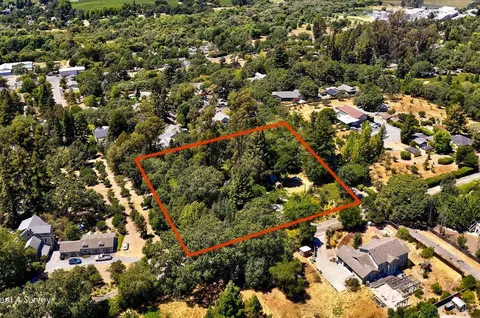 3280 Hicks Rd, Sebastopol, CA 95472