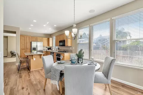216 Bouquet Cir, Windsor, CA 95492 photo 17
