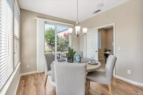 216 Bouquet Cir, Windsor, CA 95492 photo 15