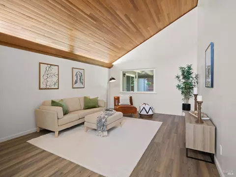 945 Sunset Dr, Dixon, CA 95620 photo 3