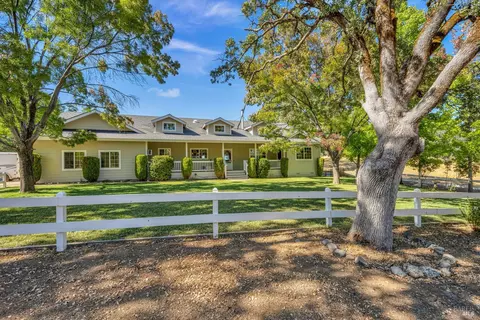 23495 Oat Hill Rd, Middletown, CA 95461