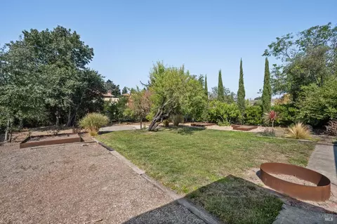 Exterior - 1177 Broadway Dr, Sonoma, CA 95476 photo 11 of 24