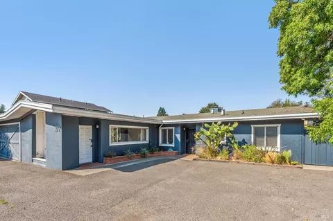 Exterior - 1177 Broadway Dr, Sonoma, CA 95476 photo 2 of 24