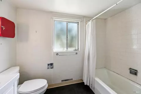 Bath - 1177 Broadway Dr, Sonoma, CA 95476 photo 3 of 3