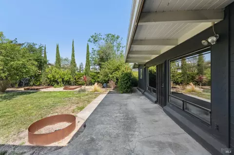 Exterior - 1177 Broadway Dr, Sonoma, CA 95476 photo 9 of 24