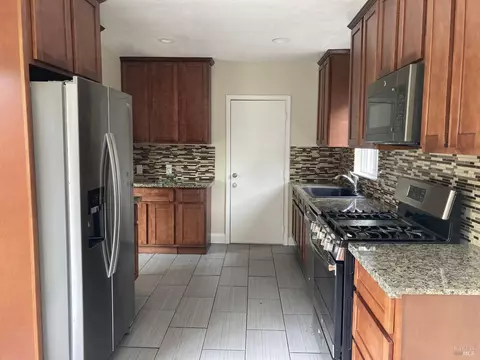 144 N Gary Cir #123, Vallejo, CA 94591 photo 3
