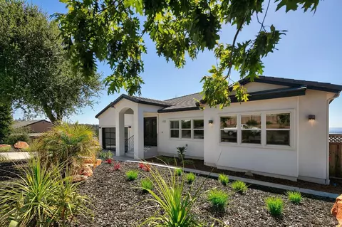 3758 Darlington Ct, Santa Rosa, CA 95404